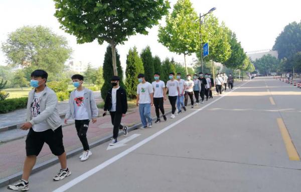 06.jpg