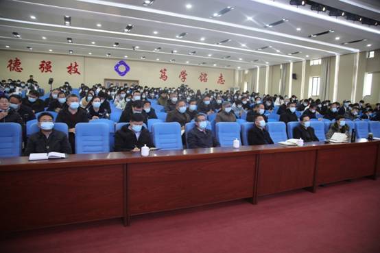 全体师生.jpg